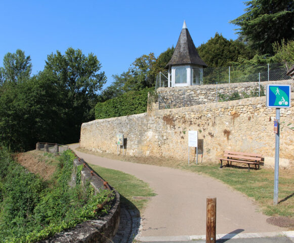 Véloroute Voie Verte V91 à Mouleydier