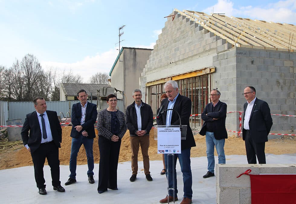 Lamonzie-Saint-Martin : pose de la première pierre
