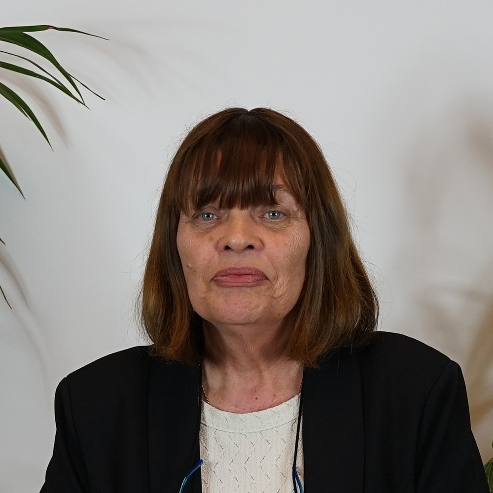 HELLE Roseline
